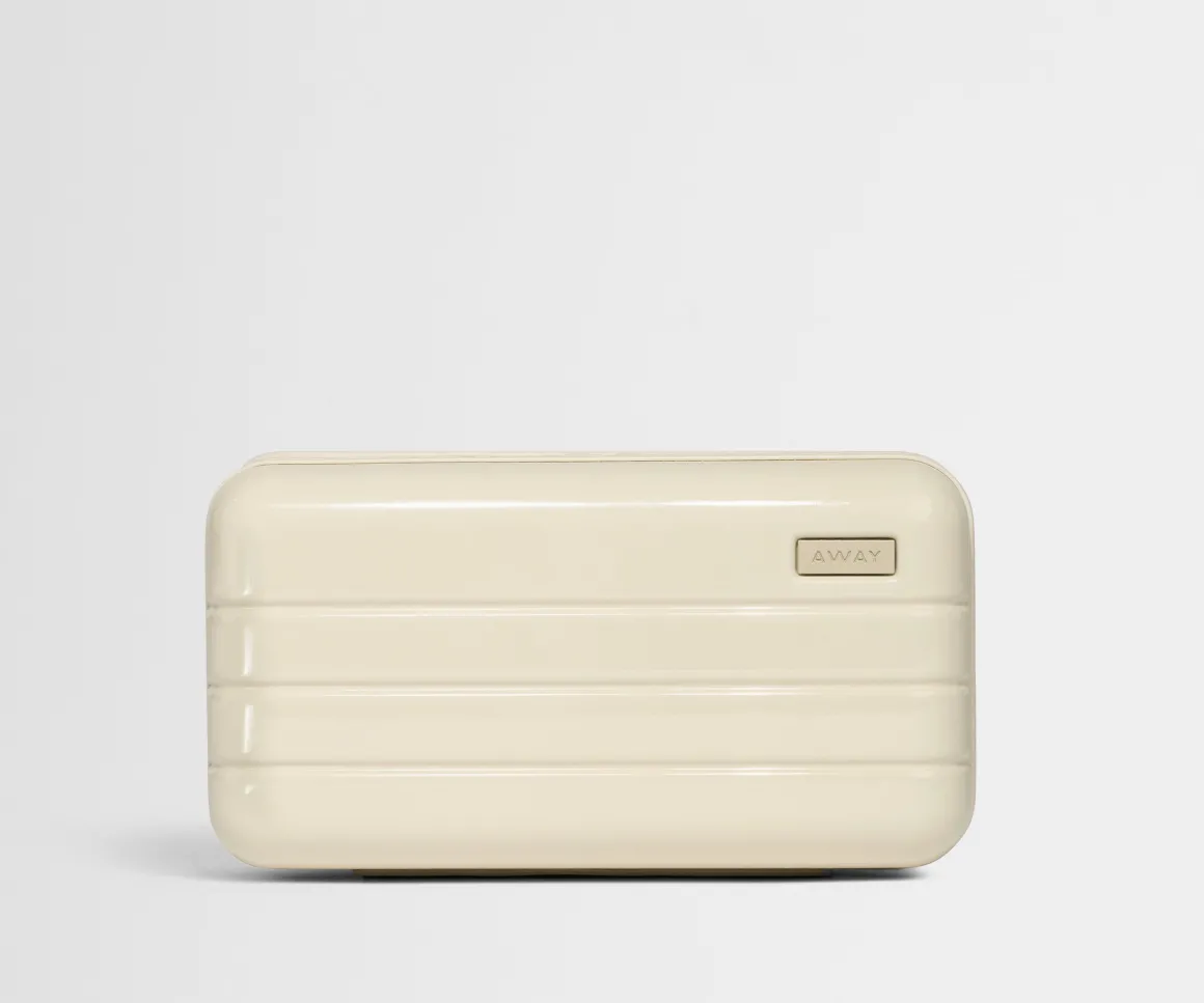 Travel Glasses Case in Salt White (Gloss)